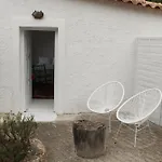 The Molos House * פורטו הלי