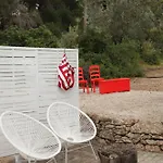 The Molos House בית נופש *